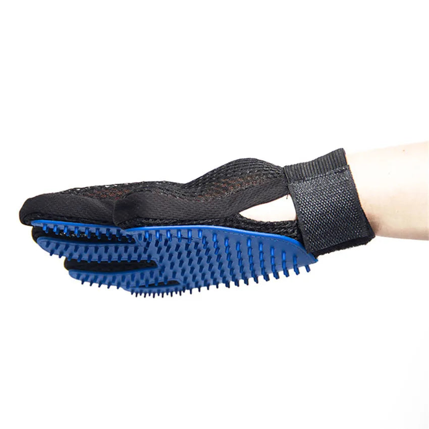 Versatile Pet Grooming Gloves